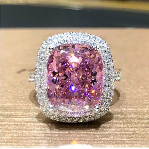 Pink Diamond Cubic Zirconia Ring Size 7 New in Gift Box